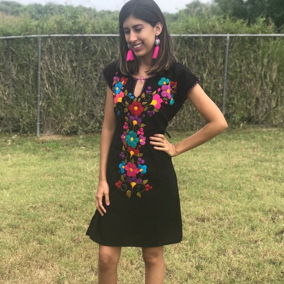 Colorful Mexican Dress - Picture 1 of 3